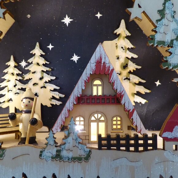 NEW 17” CHRISTMAS LED LIGHT UP LASER CUT WOOD SANTA CLAUS WINTER VILLAGE SCENE - Picture 10 of 16